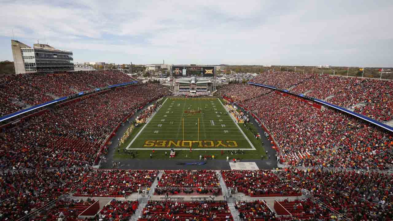 Iowa State Allowing 25 000 Fans At 1st Football Game Despite Rising Iowa State Allowing 25 000 Fans At 1st Football Game Despite Rising