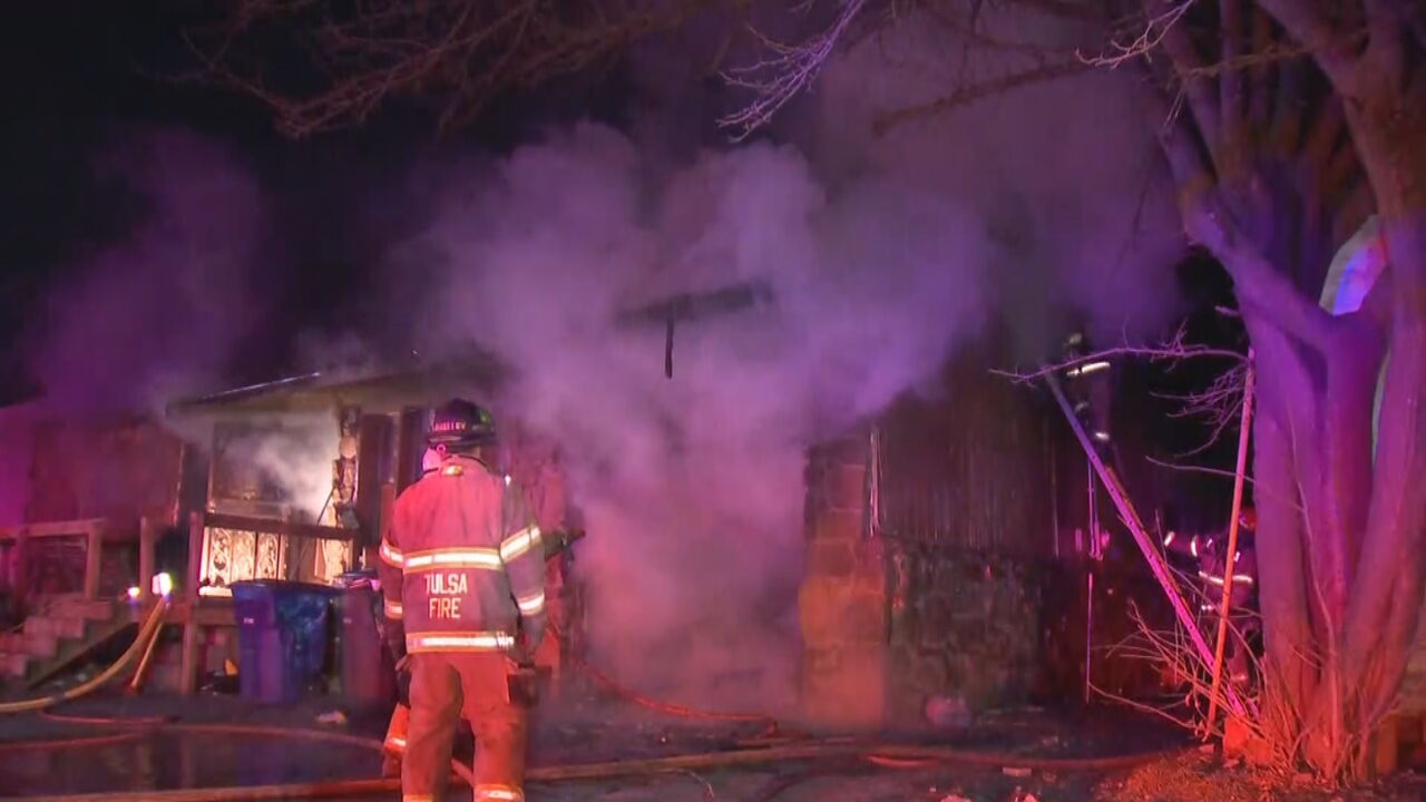 Tulsa Firefighters Battle Early Morning House Fire At Vacant Home