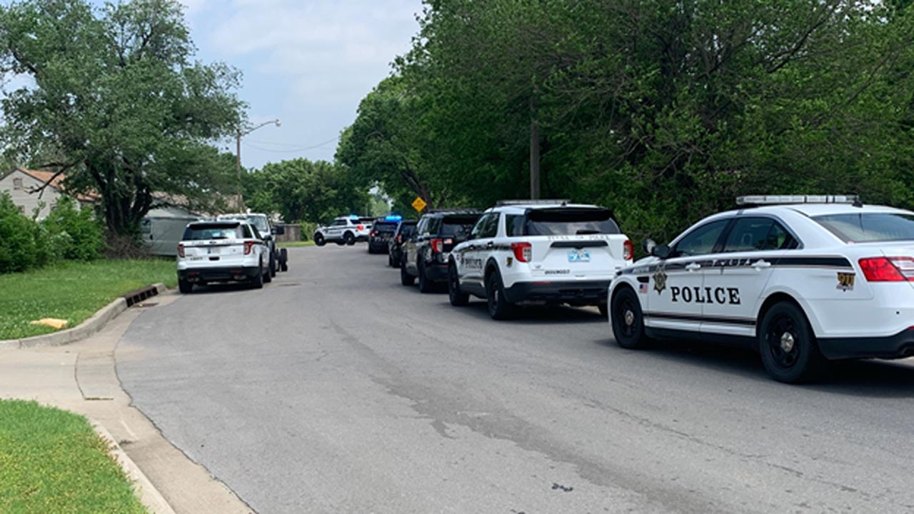 Suspect In Tulsa Standoff Identified