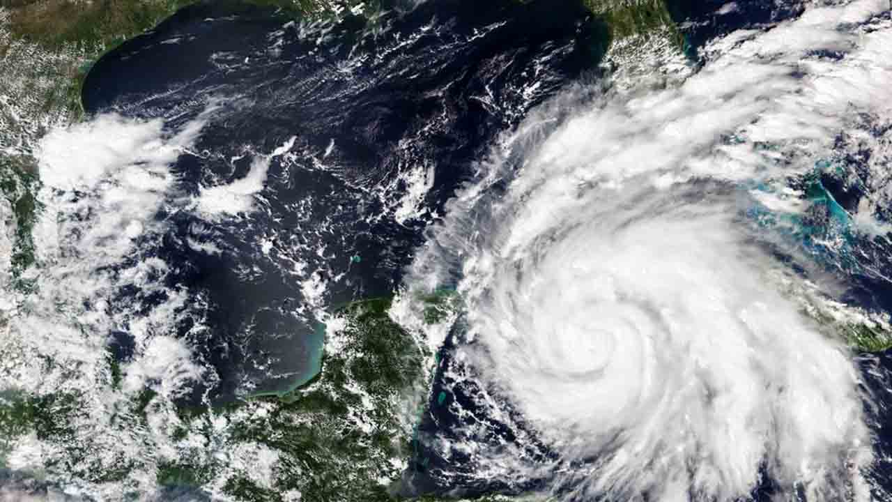 Tampa Area Prepares For First Direct Hit By A Hurricane Since 1921
