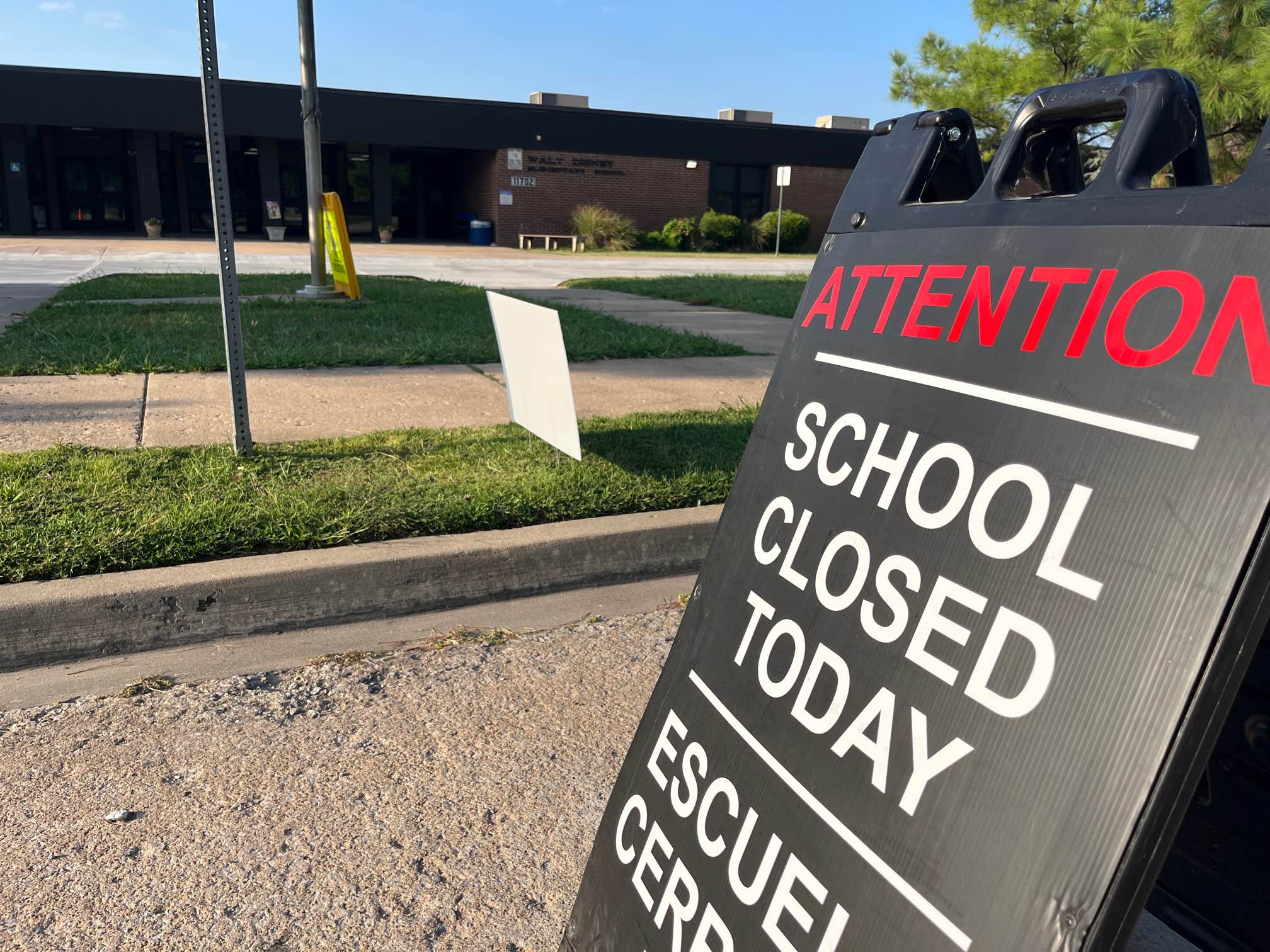 AllClear Given At Disney Elementary After School Closed For Police