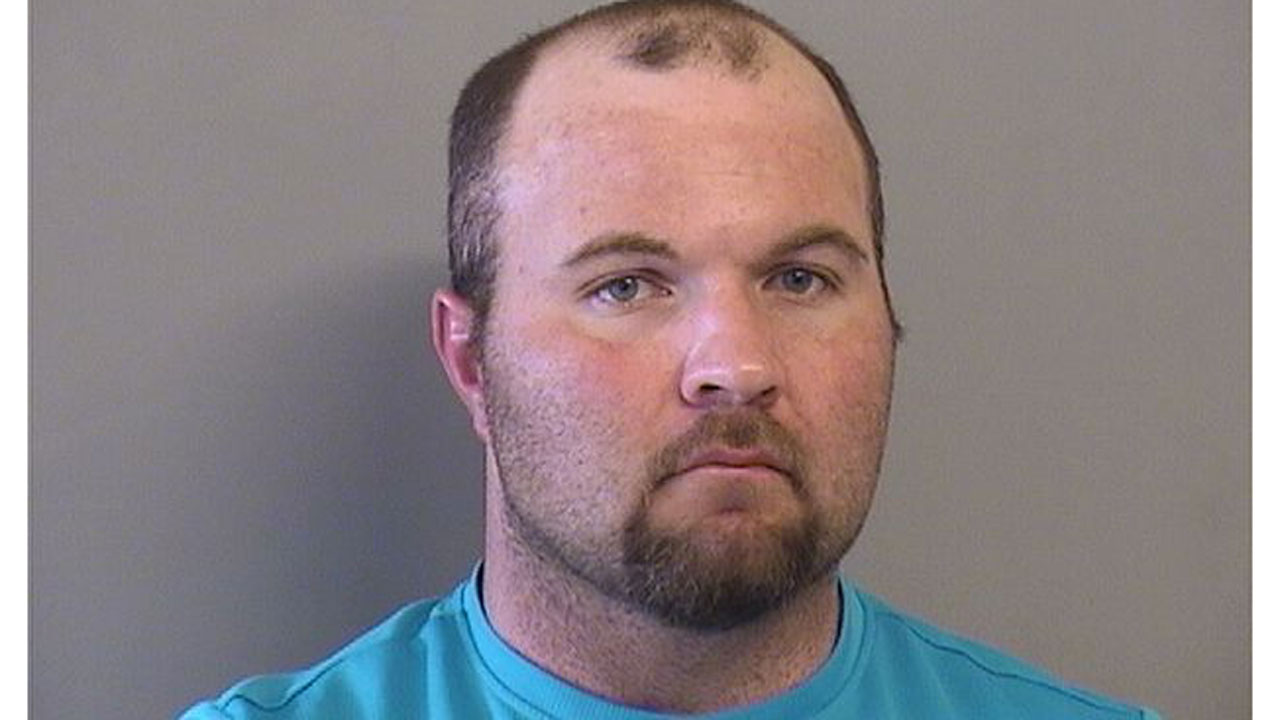 Tow Truck Driver Accused Of Embezzling Vehicle Woman Was Donating To Charity