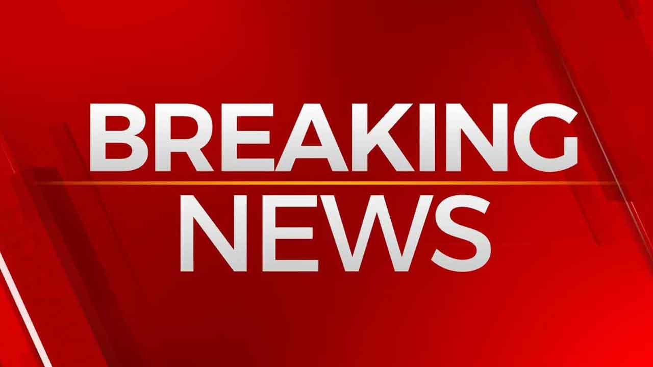 Police Pursuit Ends In Front Of Darlington Public School
