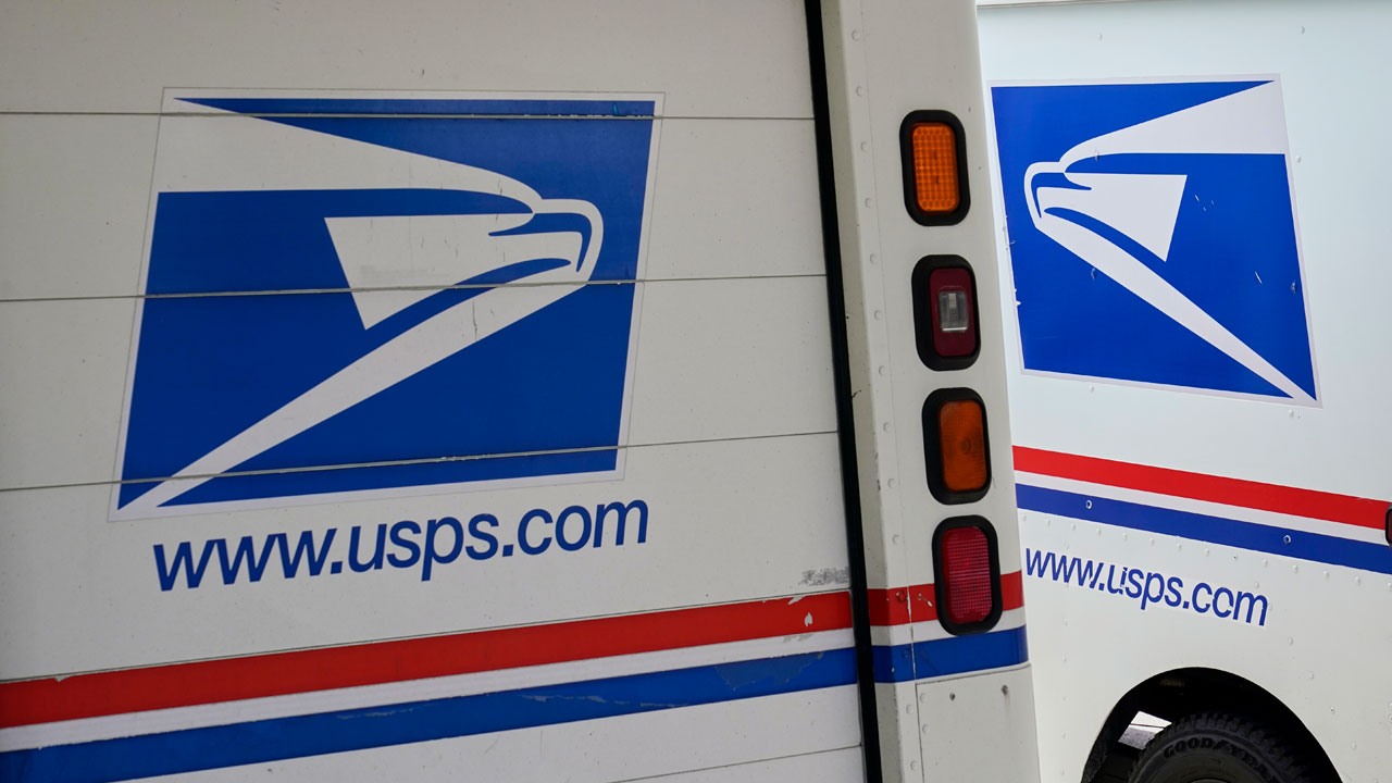 USPS says it will accept packages from China and Hong Kong after