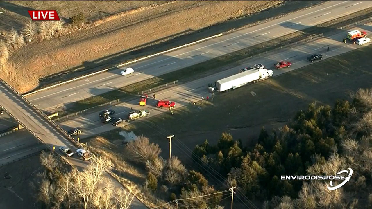 1 Injured After Semi Crash On I35 Near Guthrie