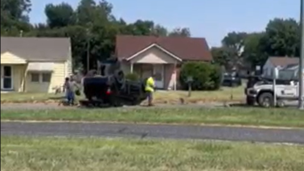 Jeep overturns in two-car crash in southwest Oklahoma City