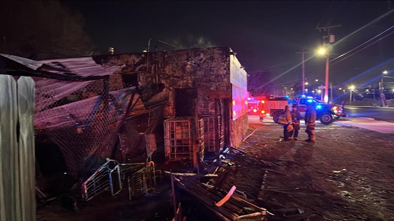Authorities investigating abandoned building fire